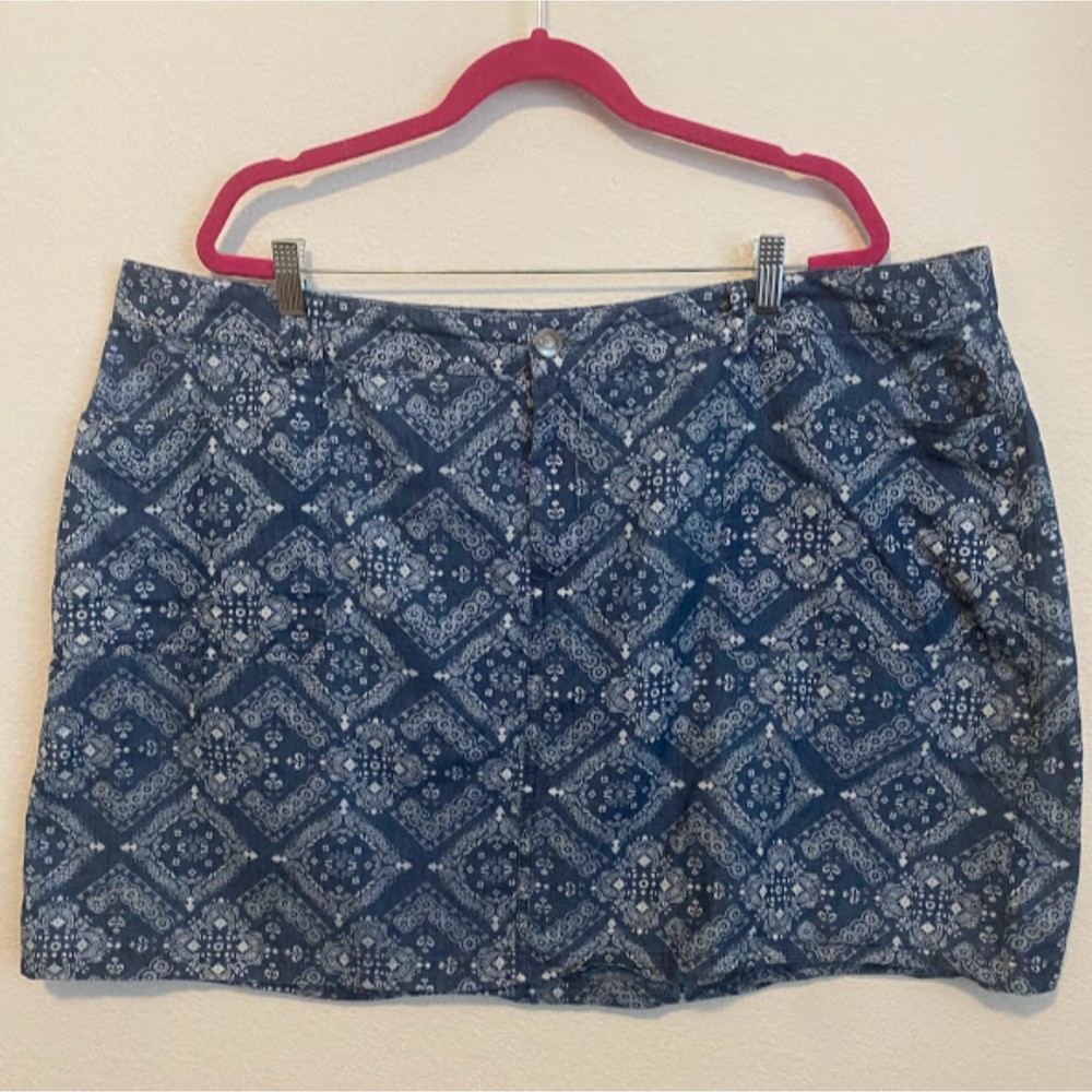LANE BRYANT Chambray Printed Bandana Skirt 24